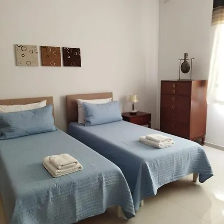 Centrally Located Bugibba Apartment - Seaside Comfort St. Paul's Bay Exterior photo
