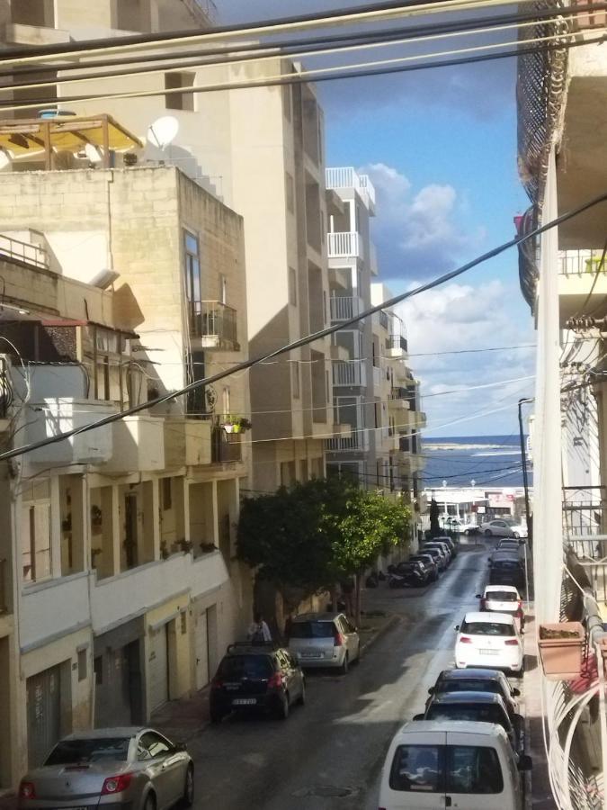Apartamento Centrally Located Bugibba - Seaside Comfort *